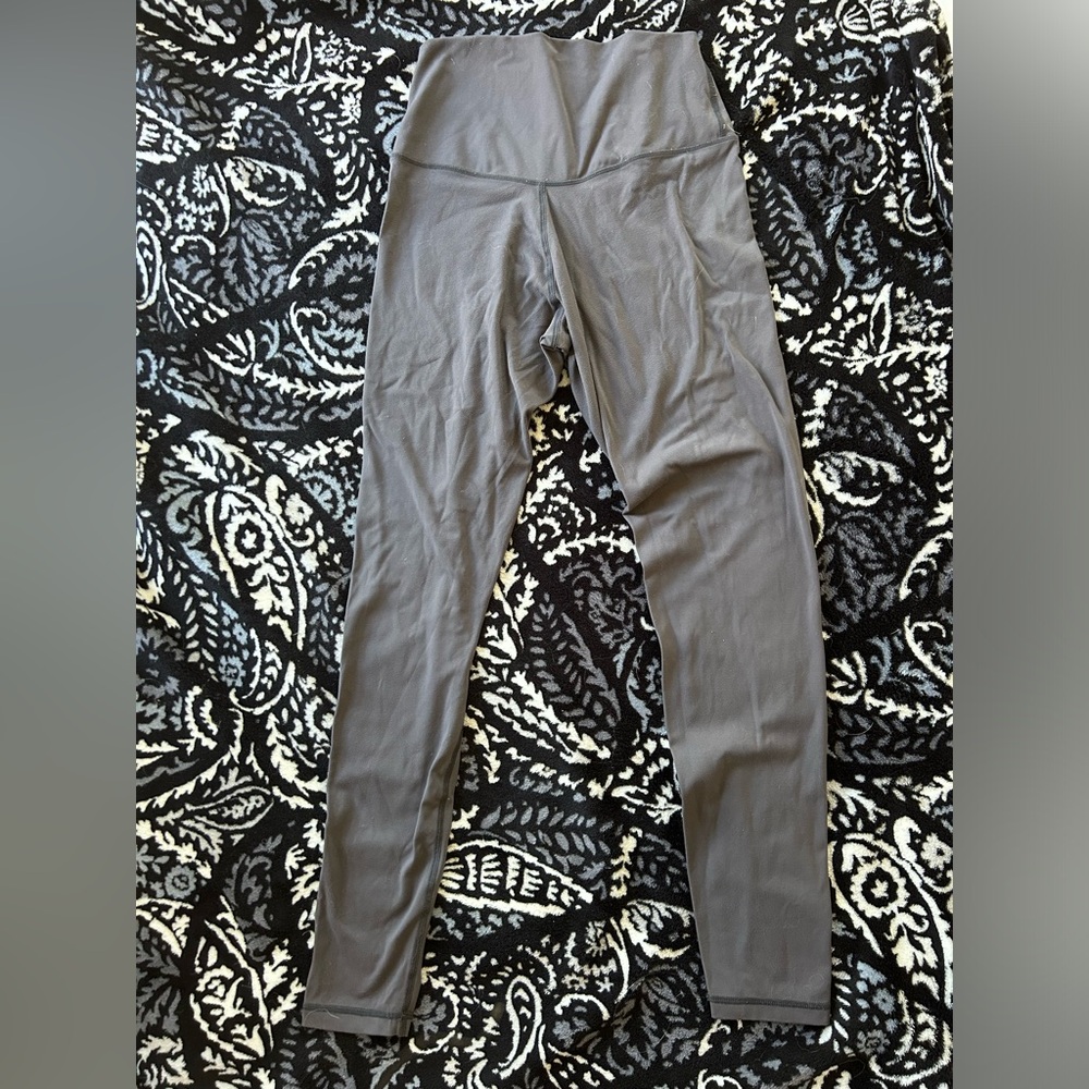 grey leggings